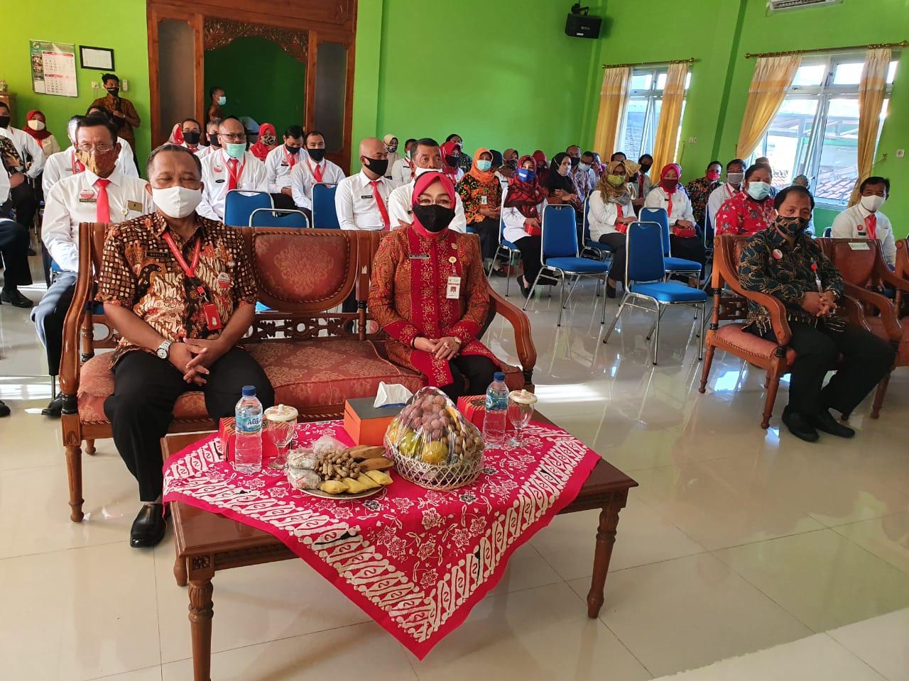 Bupati dan Inspektur